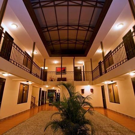 Hotel El Cerro Либерия Екстериор снимка